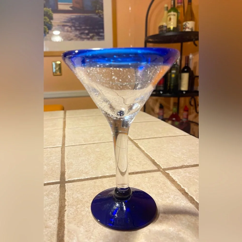 Handblown Blue Rim Martini Glass With Clear Stem & Bubble Detailing 6.25